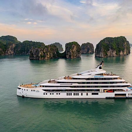 Hotel Grand Pioneers Halong Bay Cruise 2 Ha Long Exteriér fotografie